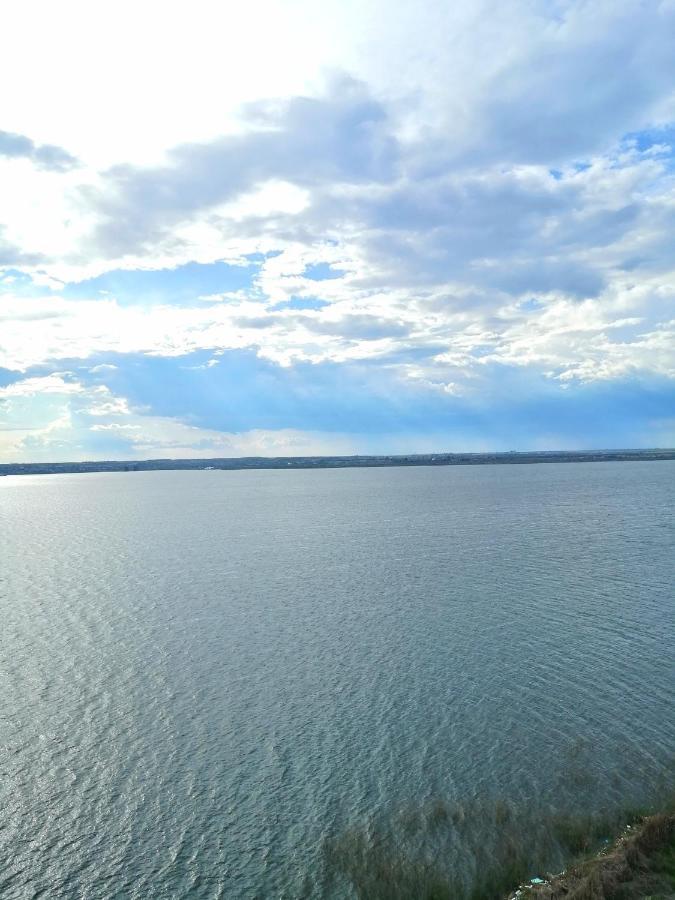 Apartament Spatios Cu 2 Camere In Centrul Statiunii Mamaia -73Mp - ! Exteriör bild